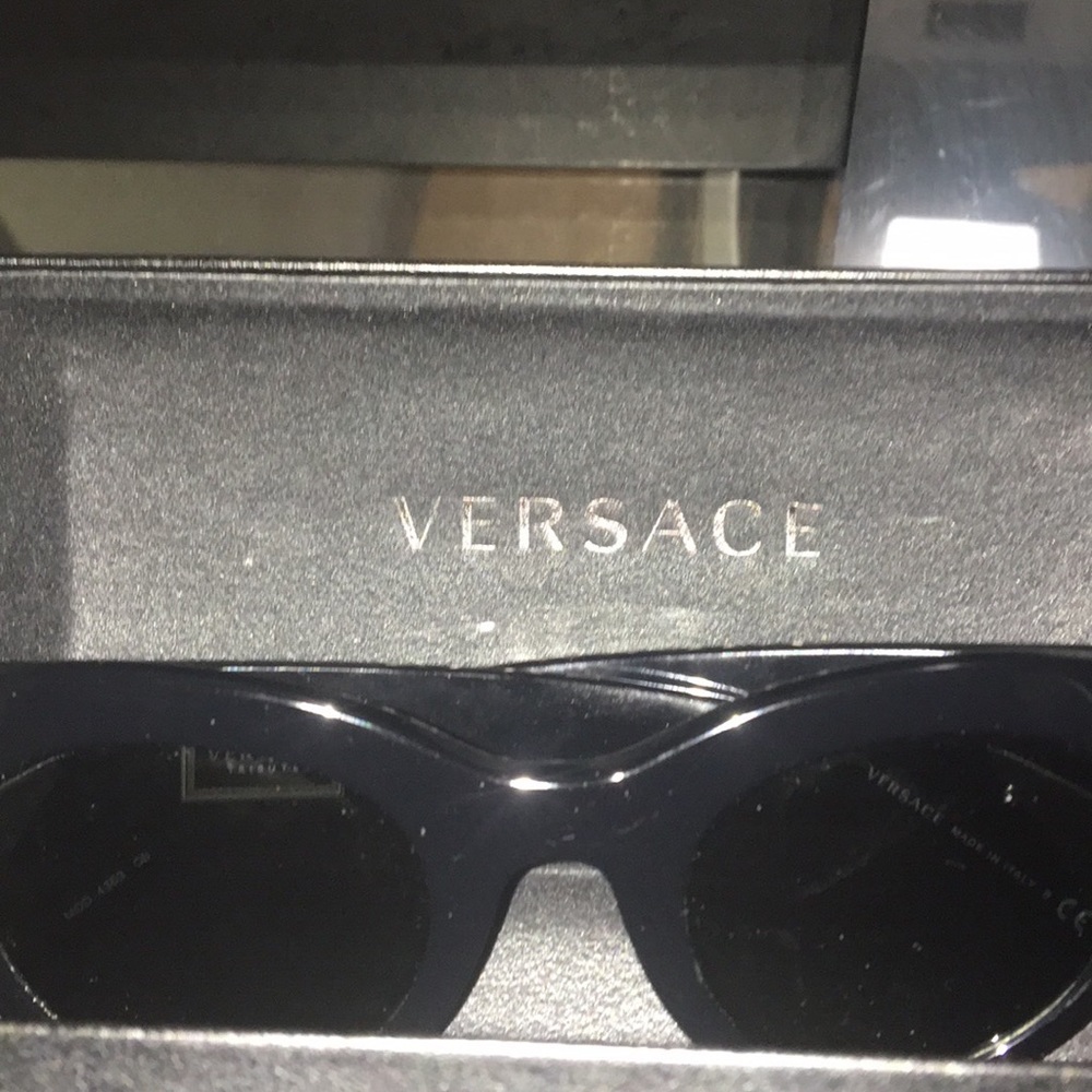 VERSACE SHADES - Picture 3 of 8